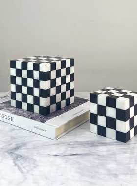 现代极简约几何正方形黑白格子魔方摆件样板房售楼处软装饰品摆设