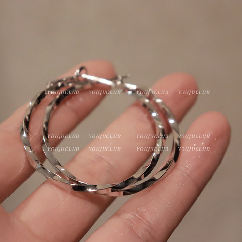 韩国高级感极简银色圆环耳圈