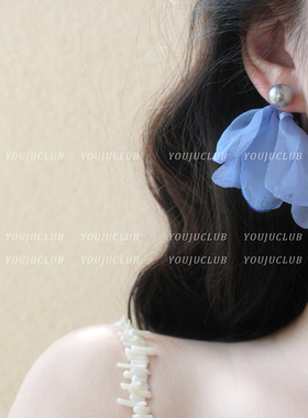 YOUJUclub-清风拂来~蓝色雪纺花瓣超仙显脸小夏季耳环蚊香盘耳夹