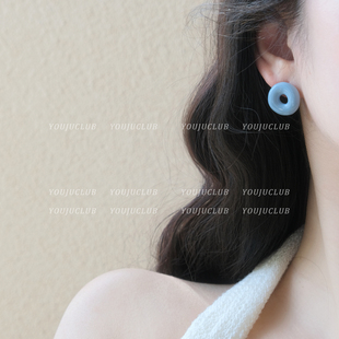 YOUJUclub-自由派~复古镂空甜甜圈气质高级感蓝色圆形耳钉耳夹女