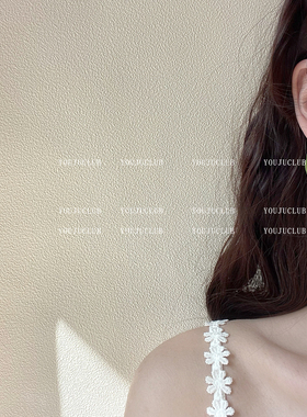 邮橘-适合夏日的牛油果绿色耳环不规则波浪c型耳圈925银耳钉耳夹