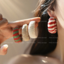 YOUJUclub 氛围感毛线撞色港风复古圣诞节耳环耳夹女 智性巴尔曼