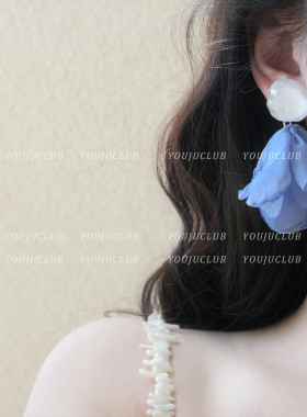 YOUJUclub-浪漫周末~氛围感超仙女蓝色雪纺布圆脸耳环蚊香盘耳夹