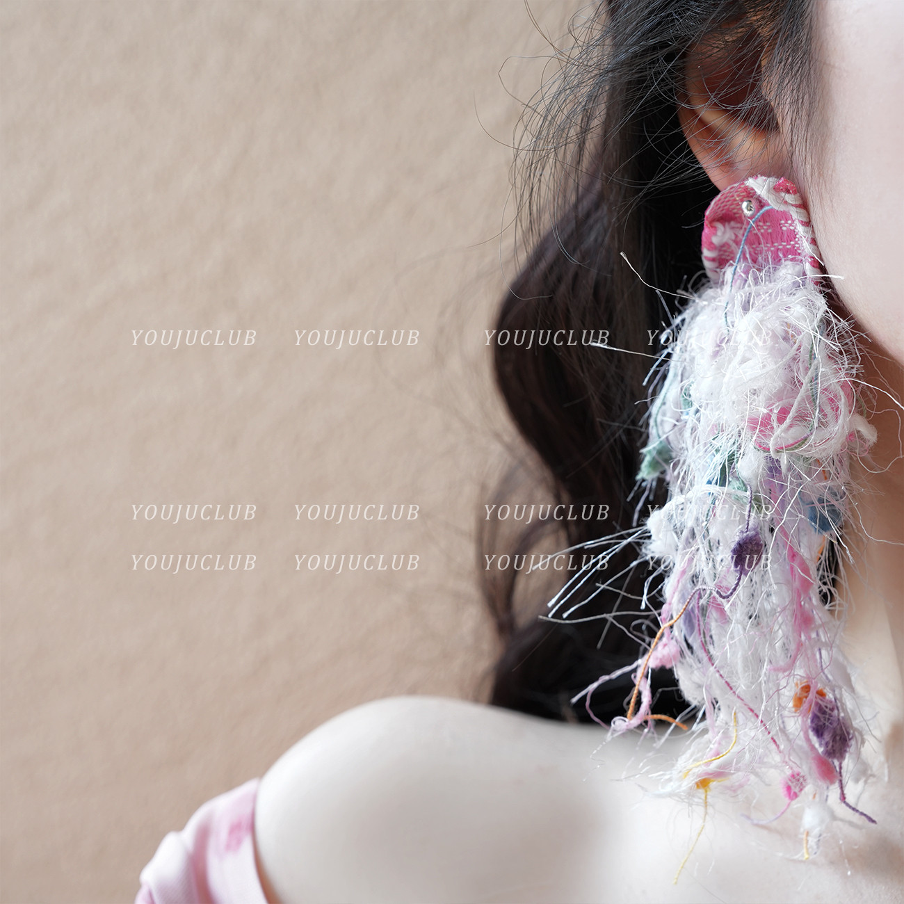 YOUJUclub-寻香~白粉色撞色毛线流苏夸张长款秋冬耳环蚊香盘耳夹,饰品/流行首饰/时尚饰品新,耳环,淘宝优惠券,粉丝福利购,淘宝优惠卷