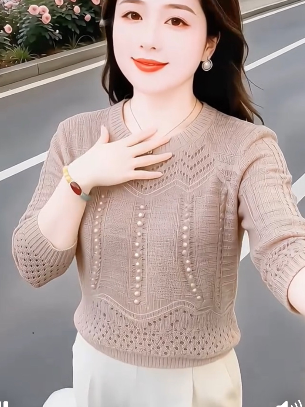 咖色提花钉珠圆领针织衫女装秋季新款宽袖显瘦长袖打底衫毛衣上衣