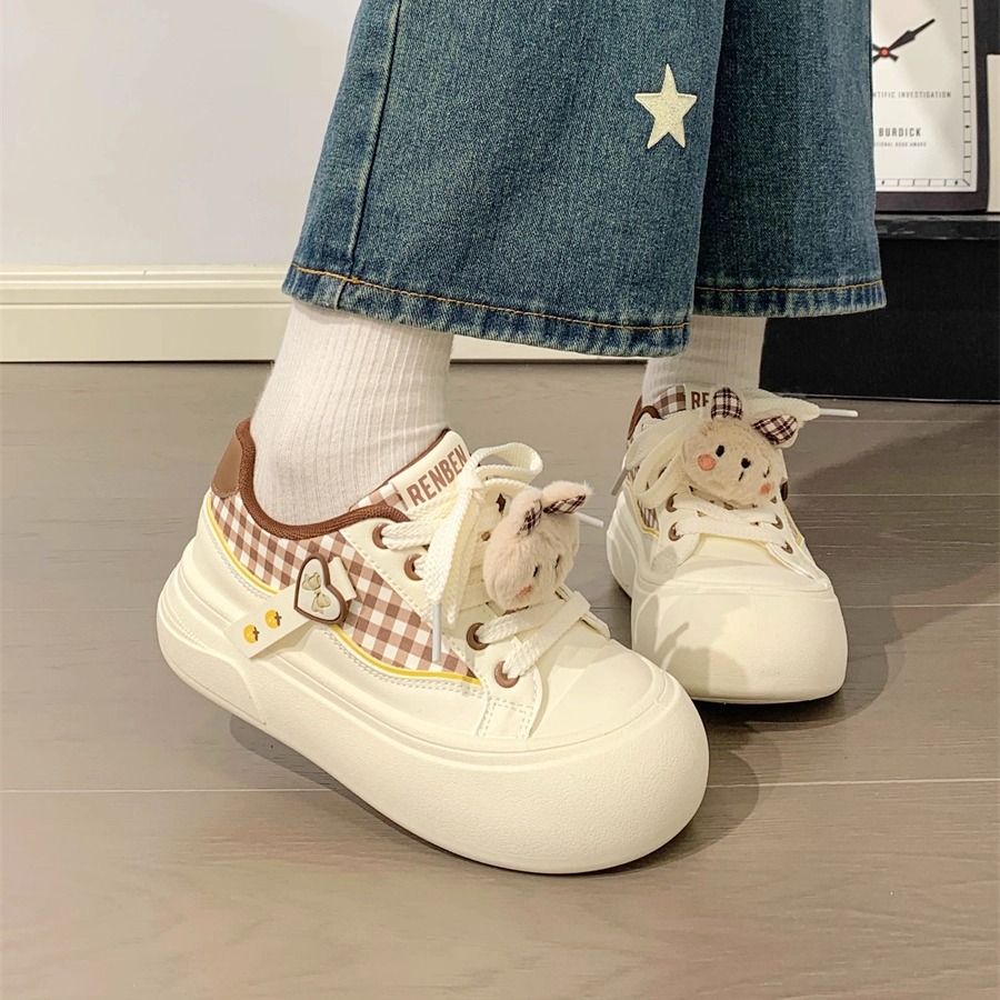 人本2025秋冬韩版卡通小熊板鞋