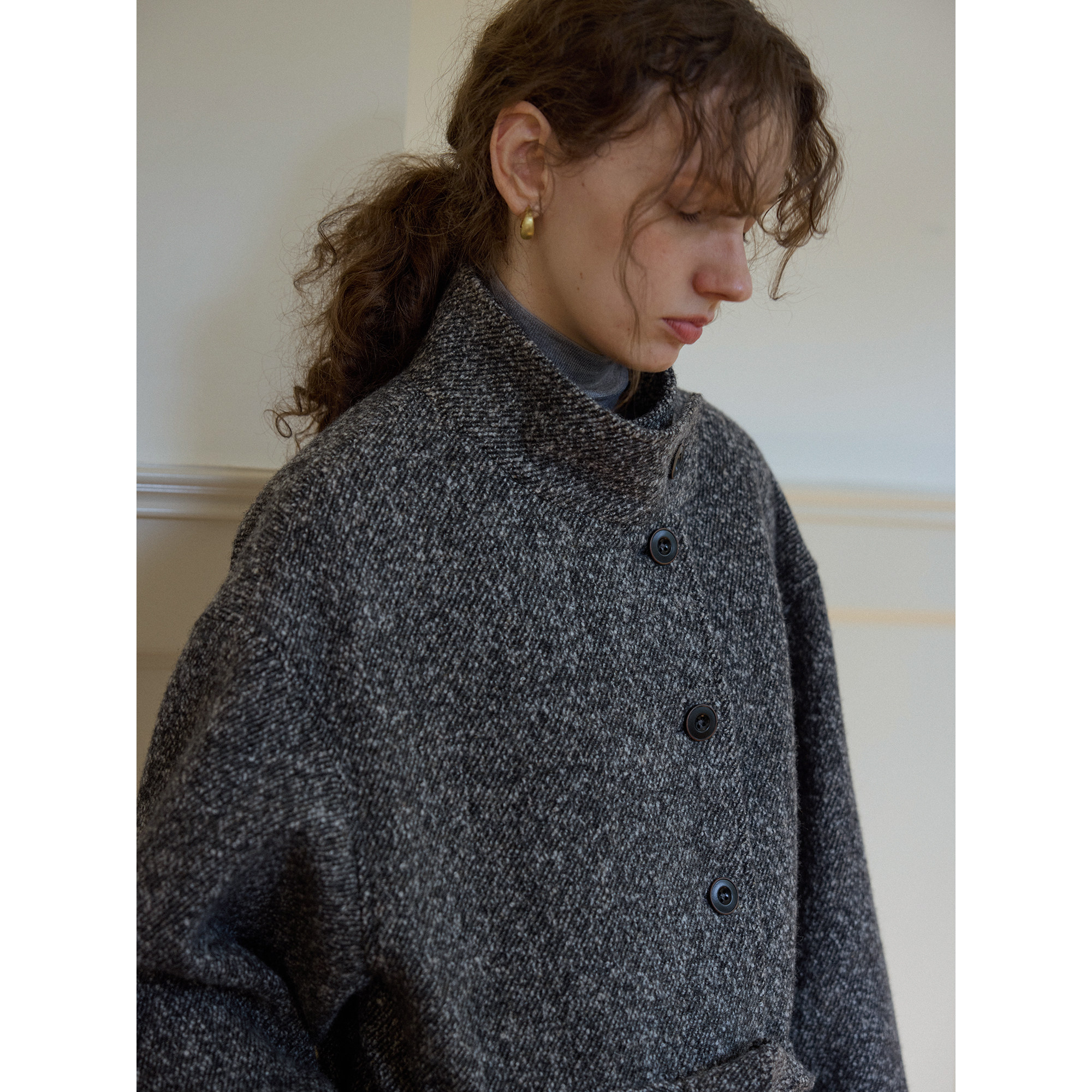 复古通勤羊毛斜纹圈圈纱时髦保暖系带立领毛呢子大衣外套女秋冬款