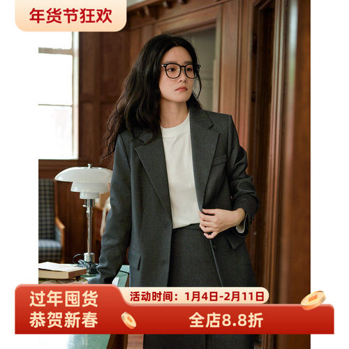 灰色宽松小西装外套通勤休闲