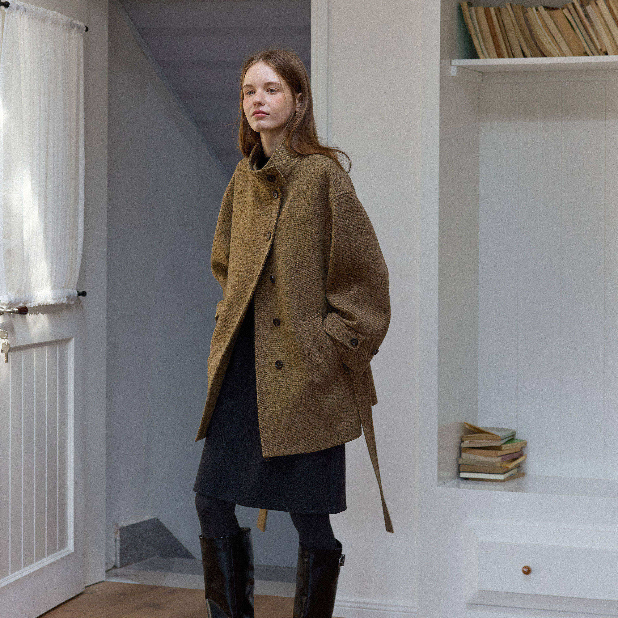 复古通勤羊毛斜纹圈圈纱时髦保暖系带立领毛呢子大衣外套女秋冬款