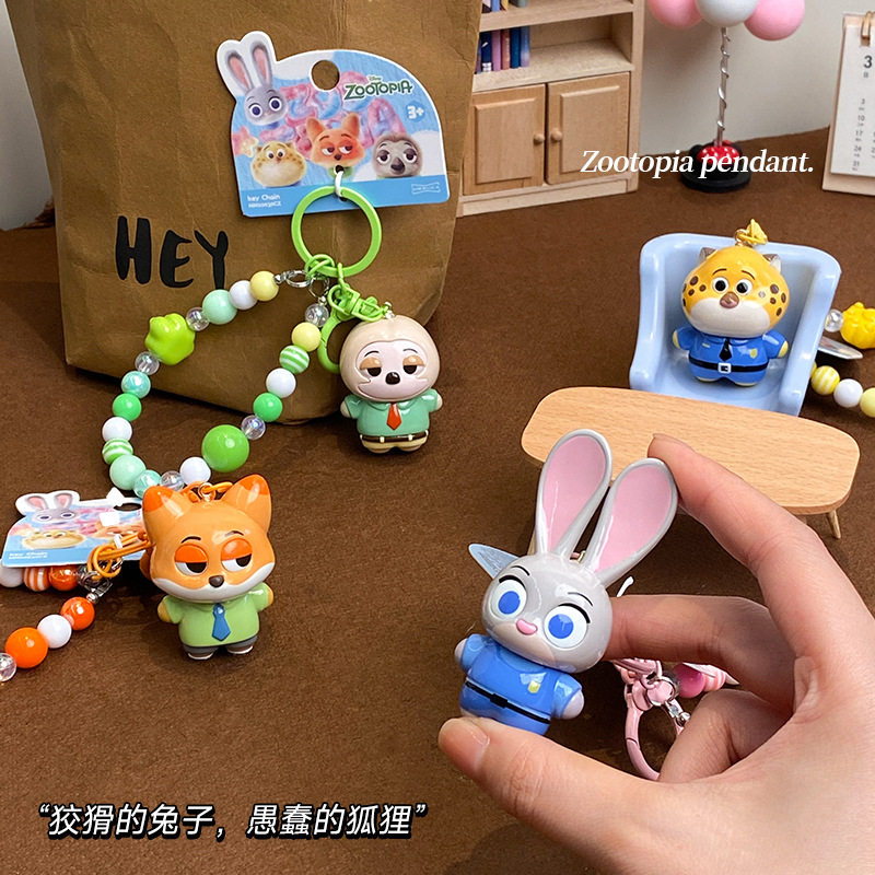 正版疯狂动物城公仔亮面钥匙扣小玩偶兔朱迪可爱儿童书包挂饰