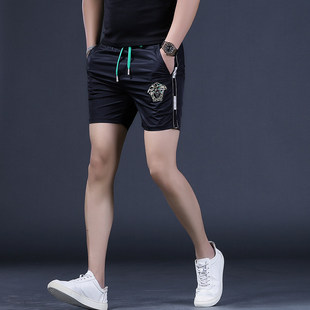 潮牌三分短裤男士冰丝四分裤中裤休闲马裤沙滩裤男款五分裤半截裤