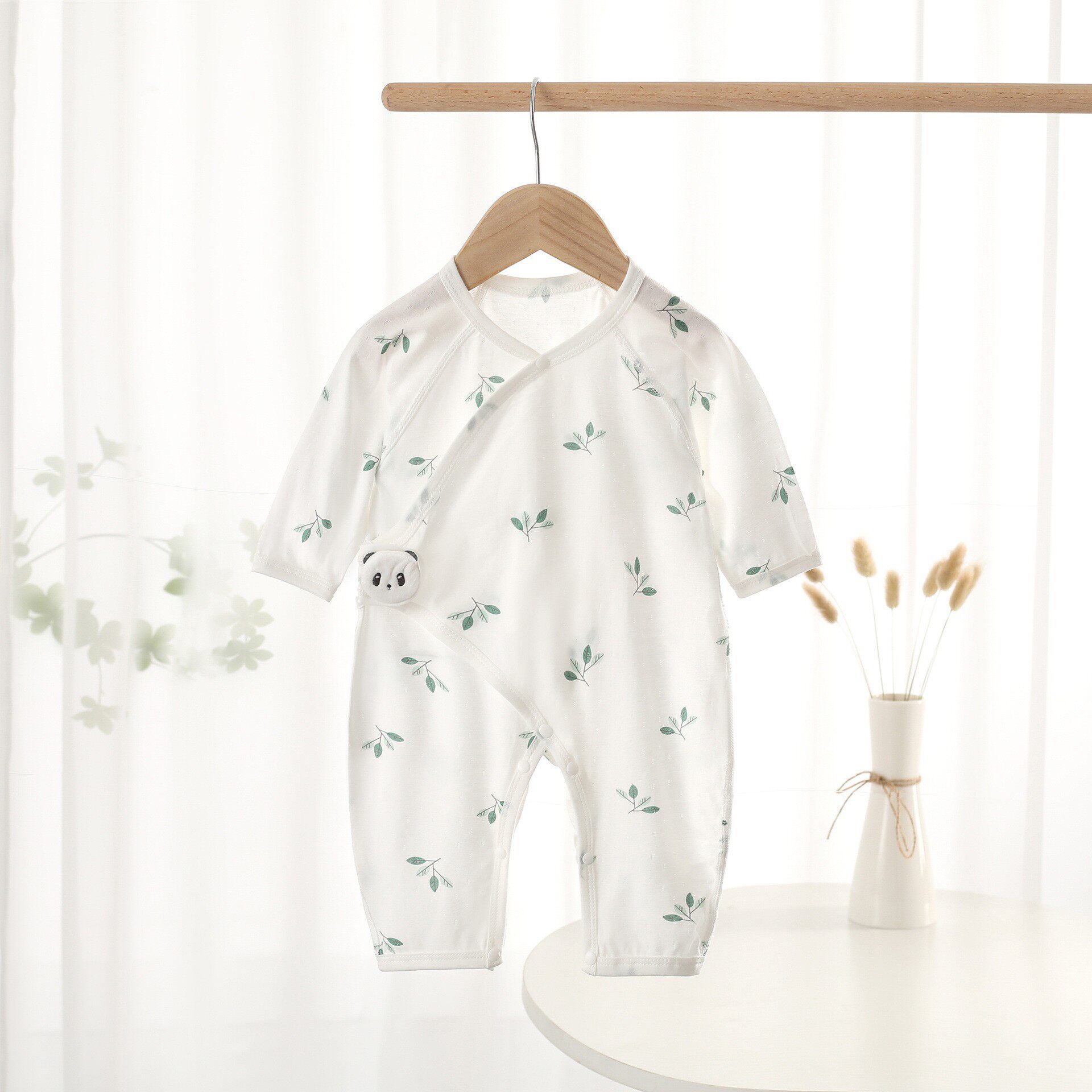 新生婴儿连体衣夏季薄款衣服0一3月和尚服a类纯棉宝宝空调服爬服