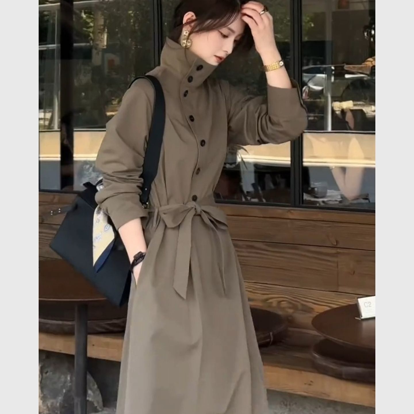 通勤收腰连衣裙女简单大方高级感穿搭法式出席重要场合的裙子咖色