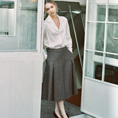 Into Fiction 50%羊毛千鸟格人字纹粗花呢格纹裙气质风毛呢半身裙