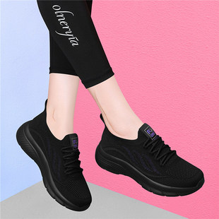 品牌妈妈鞋子女2026新款爆款春秋厚底软底旅游跑步广场舞运动休闲
