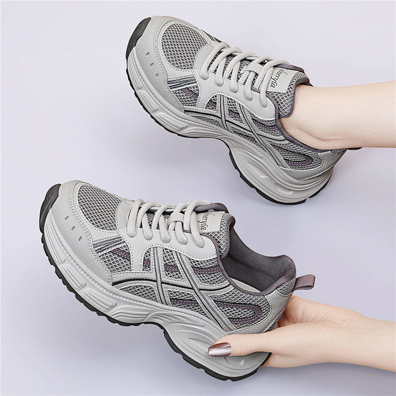 软底防滑老爹鞋2026新款春季透气休闲运动鞋轻便不累脚跑步女鞋子