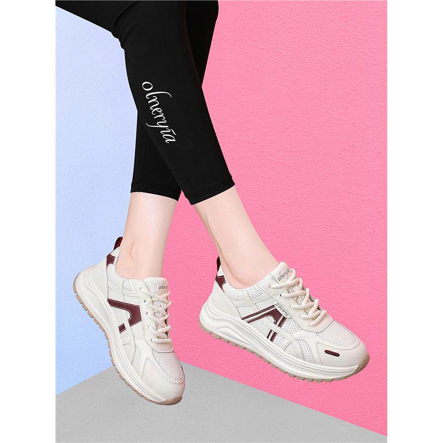 品牌妈妈鞋子女2026新款爆款春季厚底轻便软底旅游休闲运动鞋百搭