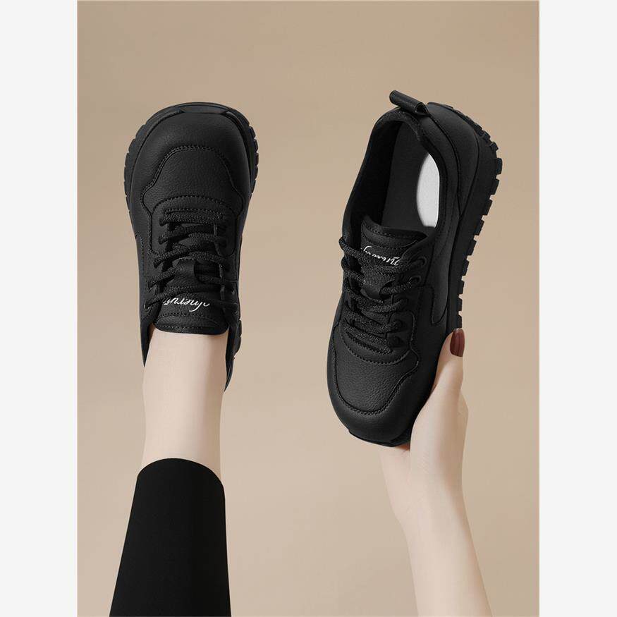 全黑色跑步鞋女2025春秋新款中老年妈妈软底舒适不累脚休闲运动鞋