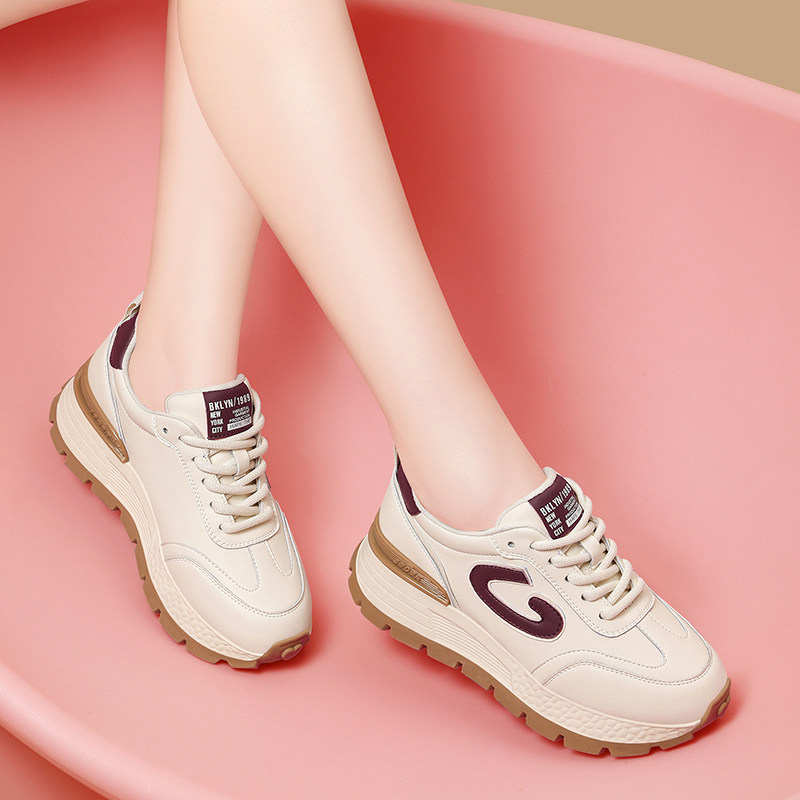品牌真皮老爹鞋女2024新款春季厚底轻便软底旅游运动休闲小白鞋子