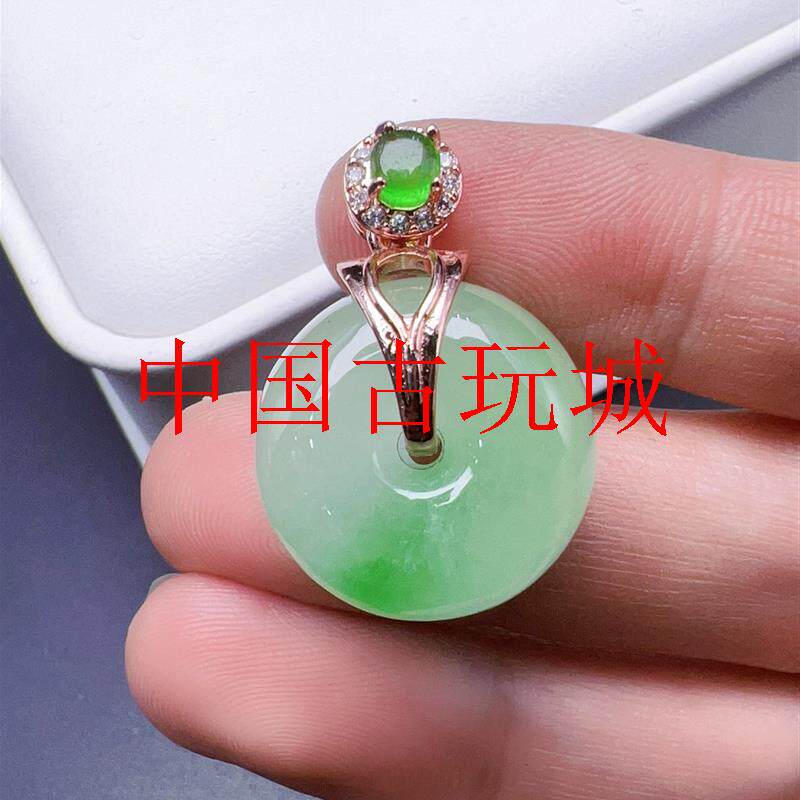 冰糯种浅绿飘翠翡翠色平安扣吊坠