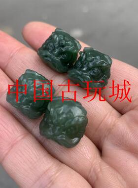 新疆和田玉碧玉醒狮吊坠天地孔俄碧菠菜绿小狮子背云手串祥云项链