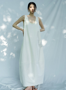 RR2024SS春夏原创新品设计 独立设计师分割花苞连衣裙