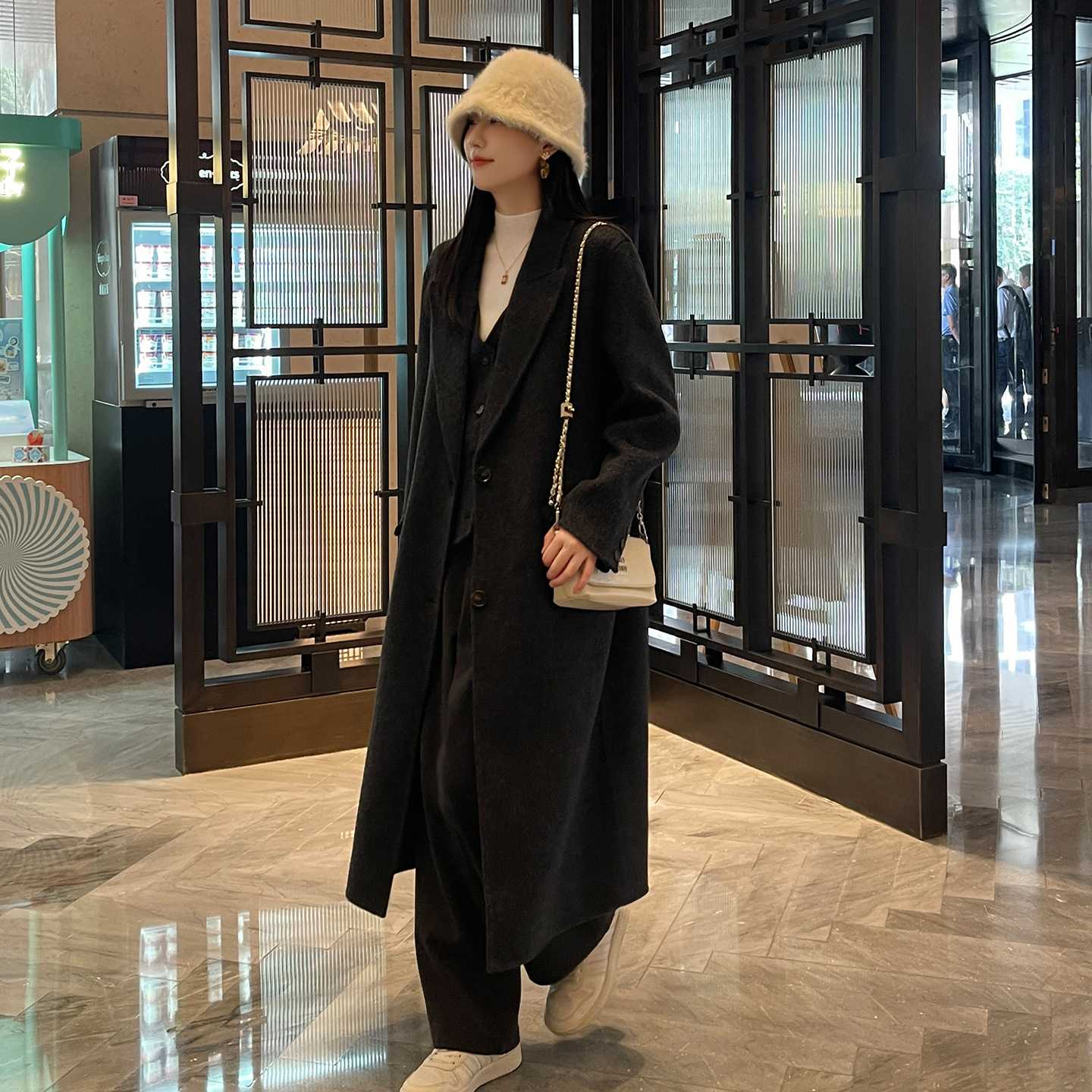 新款时尚感羊毛大衣女假两件双面加长款秋冬季长袖女装毛呢外套