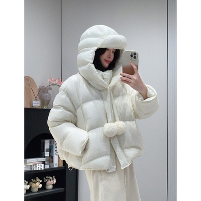 泡芙小奶球雷锋帽羽绒服女短款2025冬季新款超好看韩系白鸭绒外套
