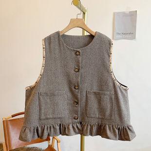 Y3173-1串珠荷叶边圆领开衫马甲