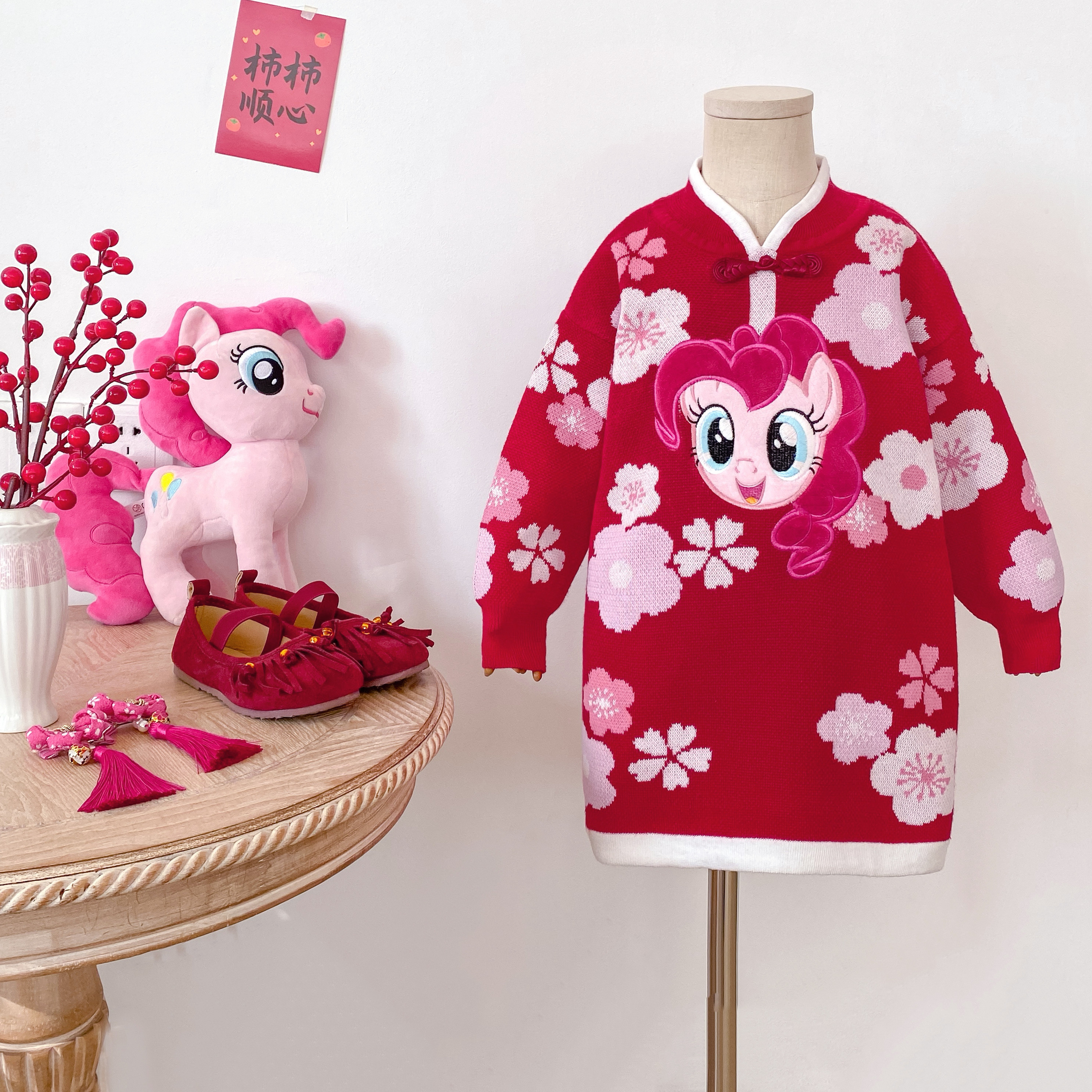 2026新春拜年服女童棉质洋气小马中式针织连衣裙喜庆公主潮宝裙子