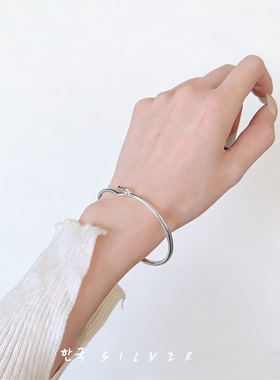 S925银手镯实心极简高级感气质