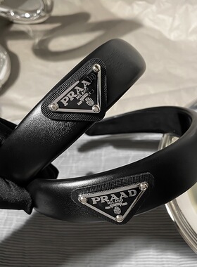 2026新款P倒三角字母发箍法式高级感黑色高颅顶百搭复古头箍发饰