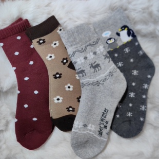 女士加厚纯色毛圈袜秋冬季黑色保暖吸汗袜子松口绢棉女袜