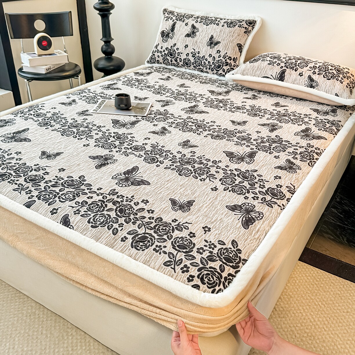 牛奶绒床笠单件秋冬季加厚保暖席梦思床垫保护罩套防滑珊瑚绒床单