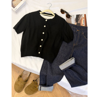 about all you黑色短袖 羊毛针织开衫 单排扣短款 女 早春新品