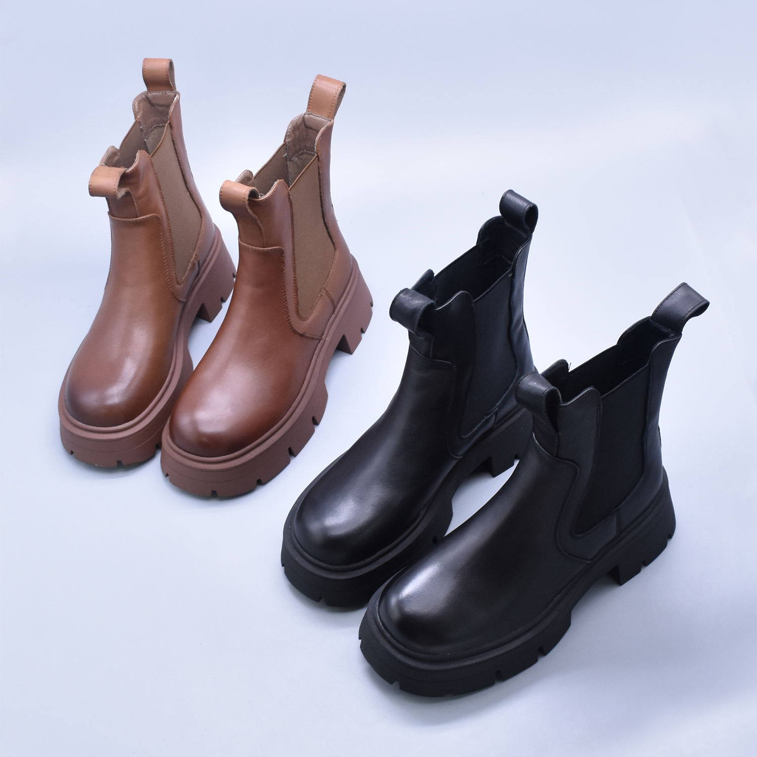 头层牛皮切尔西短靴女粗跟厚底秋季靴子爆款烟筒靴真皮休闲靴女靴