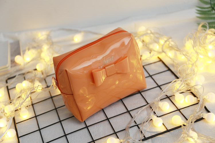 好品质可爱果冻收纳大容量化妆包