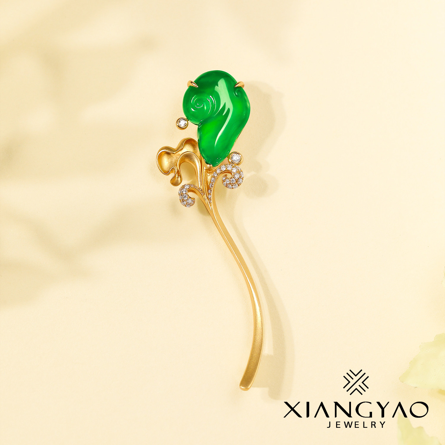【响曜珠宝】天然a货冰种翡翠镶嵌18k金 祥云  缅甸翡翠玉石胸针