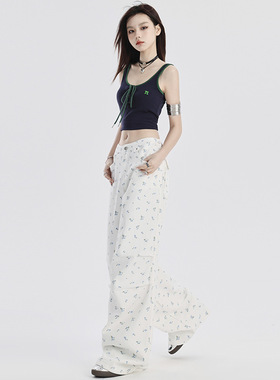 奥莱MAXSMLA25th ootd! 碎花｜美式甜酷辣妹风新款碎花抽绳设计