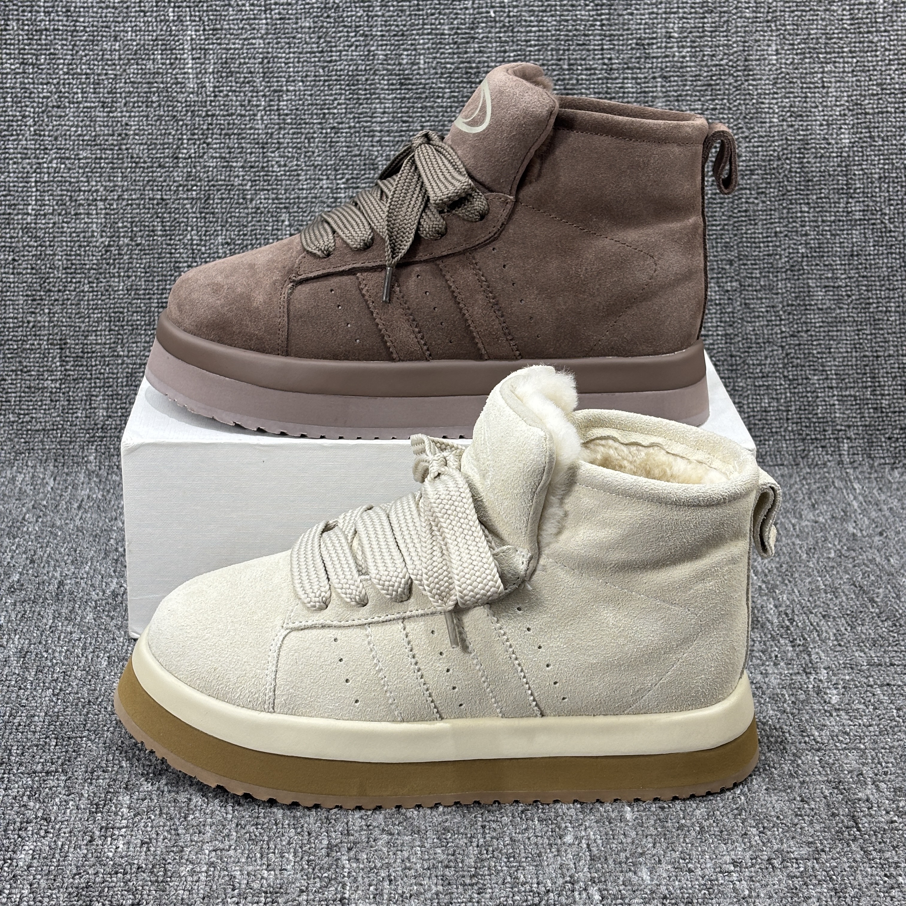 欧货羊皮毛一体雪地靴女2025冬季新款真皮短靴厚底面包鞋保暖棉鞋