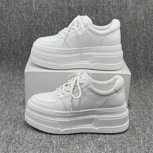 欧洲站2025新款真皮松糕鞋爆款厚底板鞋增高8cm百搭小白鞋女欧货