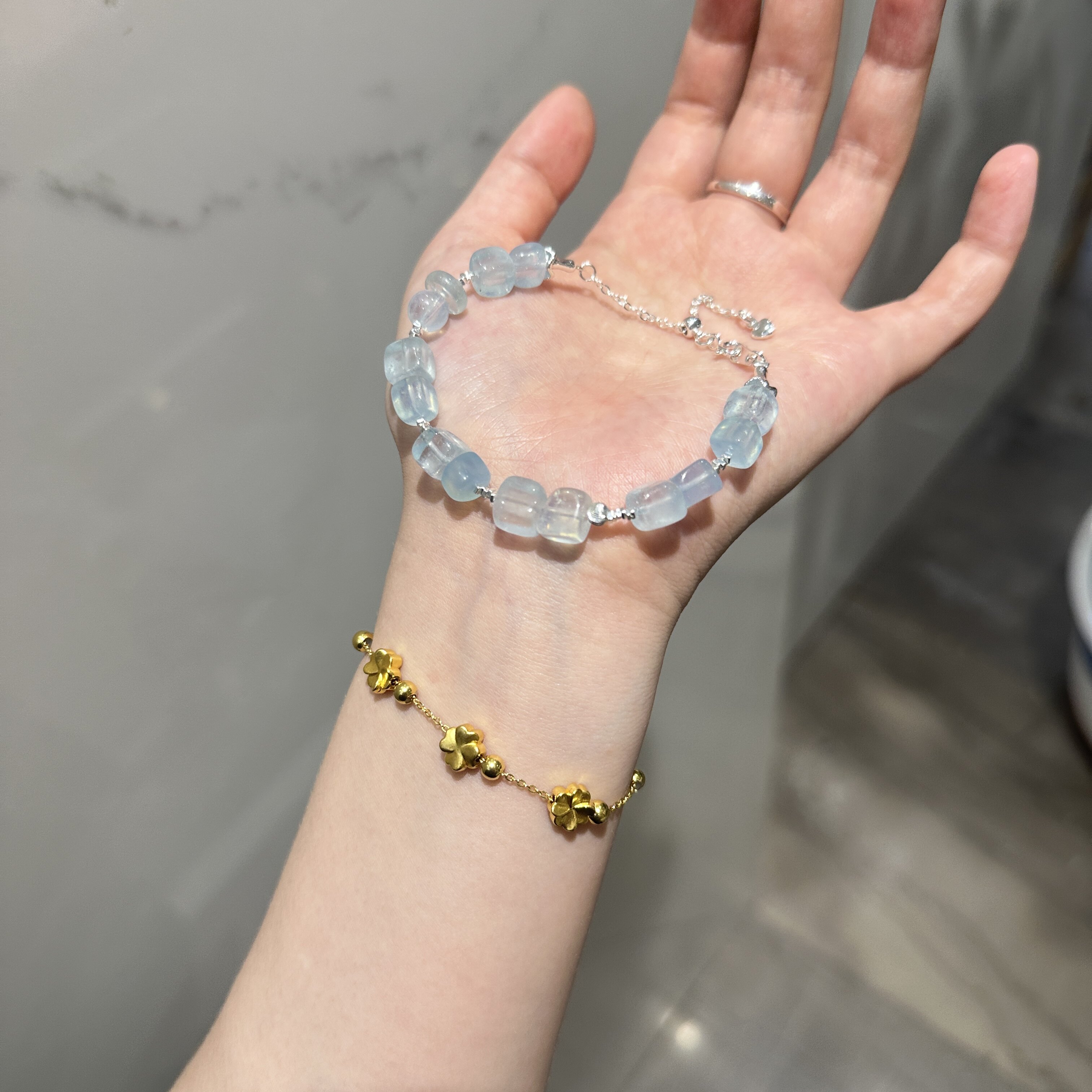 天然海蓝宝方糖手链补水轻奢女款