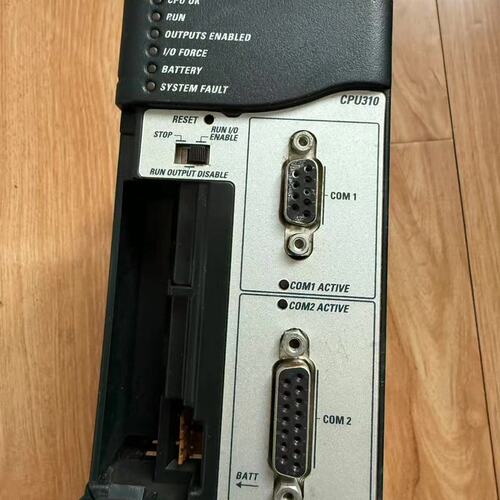 GE IC695CPU310 ，，一卡扣破裂，(议价)