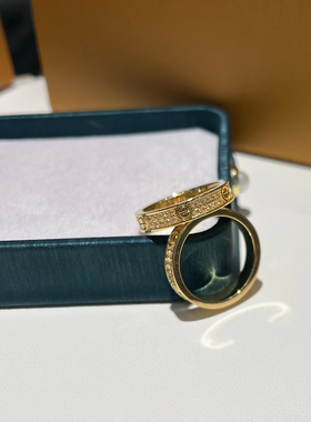 18K金满天星莫桑钻不脱模对戒