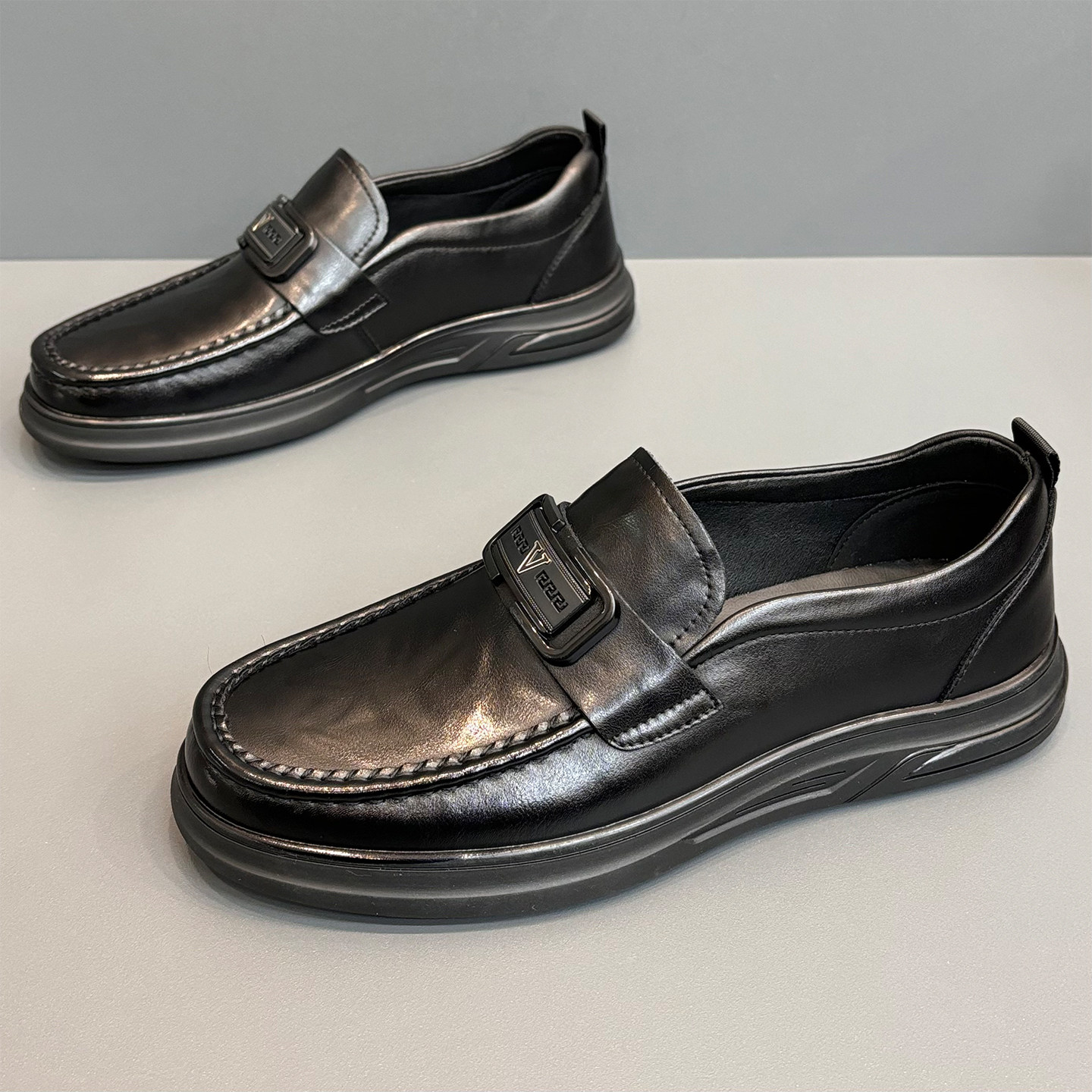 欧洲站2026夏季休闲皮鞋男款舒适软底皮面豆豆鞋子男鞋透气乐福鞋