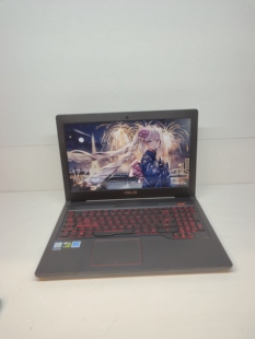 4G独显 7300HQ四核 畅玩原神永劫无间 酷睿i5 华硕飞行堡垒游戏本