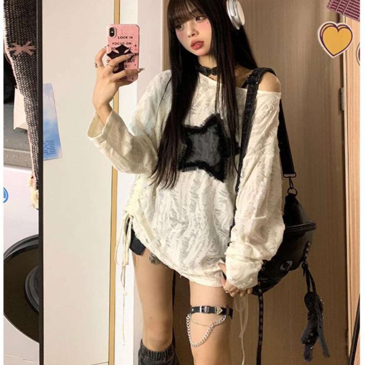 美式辣妹破洞星星长袖T恤女春秋设计感宽松显瘦抽绳圆领休闲上衣