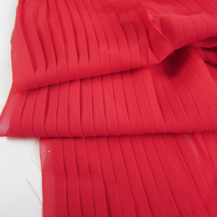 新品服装布料大红色风琴百褶压皱珍珠雪纺半身长连衣裙面料1/0.5