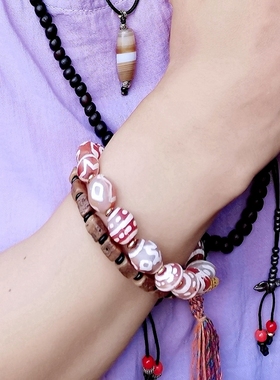 45527西亚千年蚀花红玉髓旁系老天珠多宝图腾手串 古董珠宝配饰文