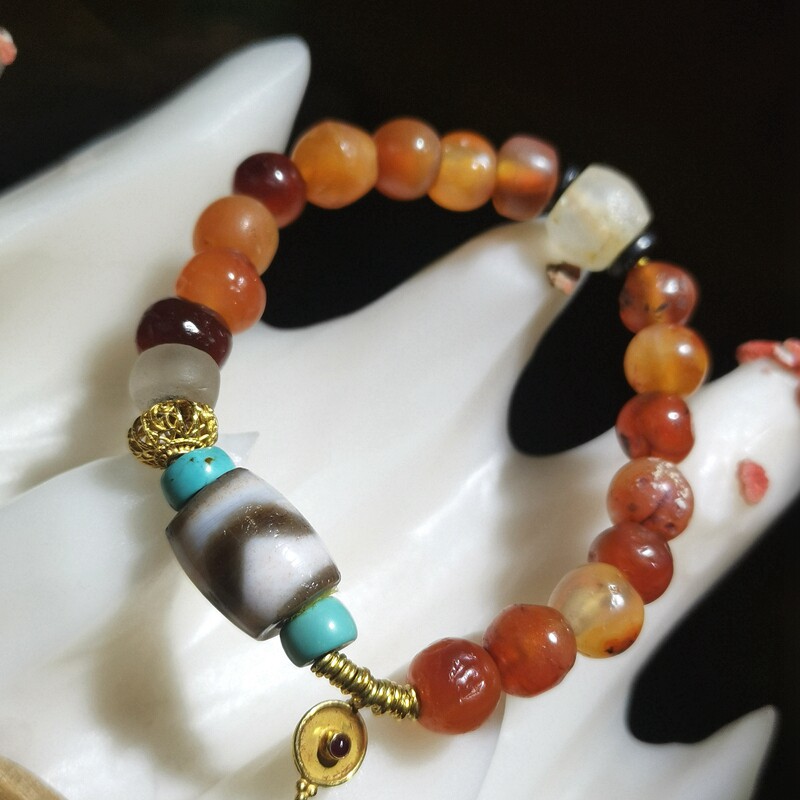 45597千年至纯满朱砂虎纹老天珠老黄金配饰护身符手链 古董珠宝